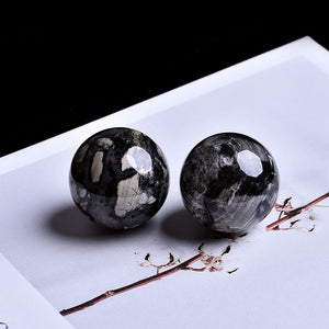 1PC Magic Feng Shui Quartz Natural Healing Crystal Ball Can be used for travel photo home decoration ball Gift