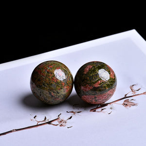 1PC Magic Feng Shui Quartz Natural Healing Crystal Ball Can be used for travel photo home decoration ball Gift